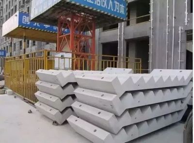 鋁模用到這個程度 打開看就知道